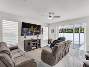 1147 NE 37th Place, Homestead FL 33033