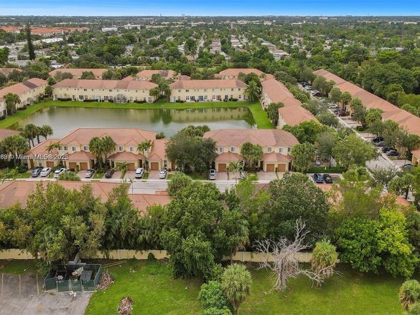 3237 NW 32nd Ter, Oakland Park FL 33309