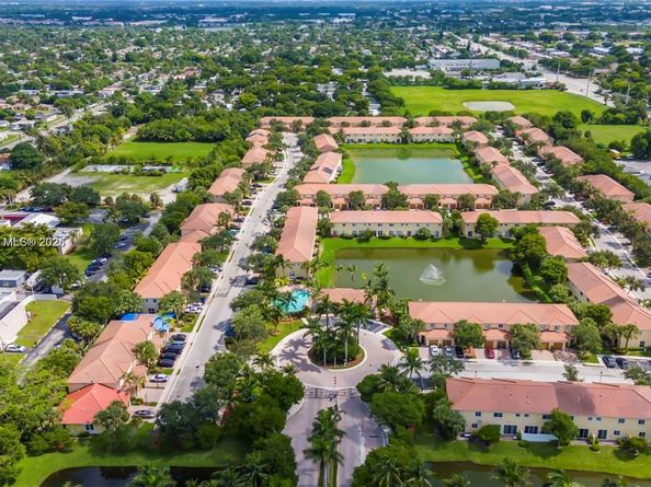 3237 NW 32nd Ter, Oakland Park FL 33309