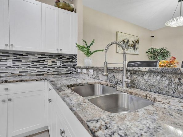 3237 NW 32nd Ter, Oakland Park FL 33309