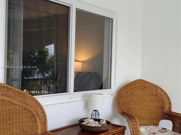 501 Blue Heron Dr 315A, Hallandale Beach FL 33009