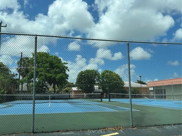 801 W Oakland Park Blvd C12, Oakland Park FL 33311