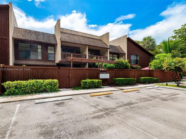 6455 SW SW 116th Pl C, Miami FL 33173
