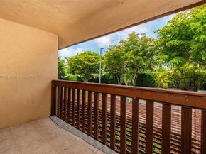 6455 SW SW 116th Pl C, Miami FL 33173