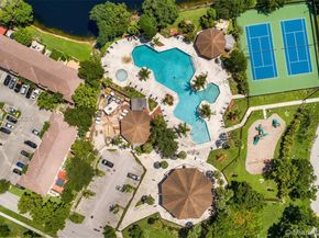 6455 SW SW 116th Pl C, Miami FL 33173