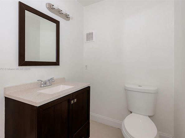 6455 SW SW 116th Pl C, Miami FL 33173