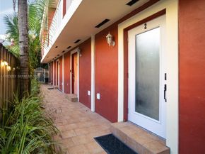 437 SW 3rd St 2, Miami FL 33130