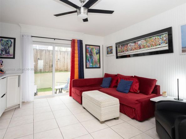 437 SW 3rd St 2, Miami FL 33130