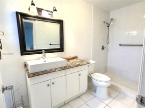 250 E 60th St, Hialeah FL 33013