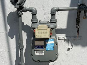 250 E 60th St, Hialeah FL 33013