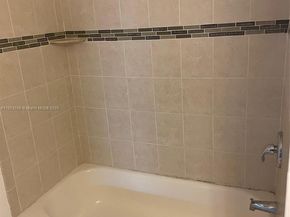 1075 Riverside Dr 203, Coral Springs FL 33071