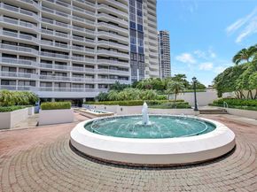 1000 ISLAND Blvd 302, Aventura FL 33160