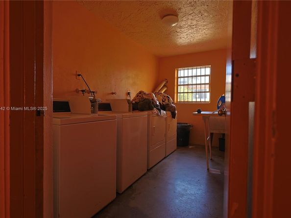 9340 W Flagler St 104B, Miami FL 33174