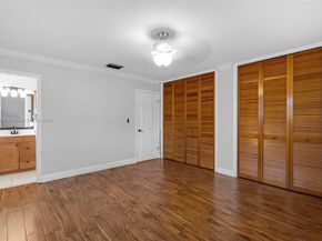 8860 NW 15th St, Pembroke Pines FL 33024