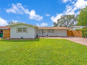 8860 NW 15th St, Pembroke Pines FL 33024