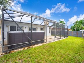 8860 NW 15th St, Pembroke Pines FL 33024