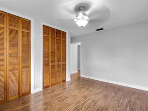 8860 NW 15th St, Pembroke Pines FL 33024