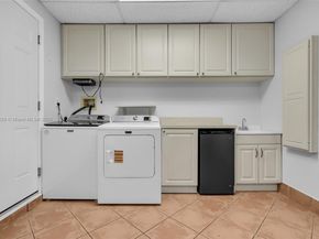 8860 NW 15th St, Pembroke Pines FL 33024