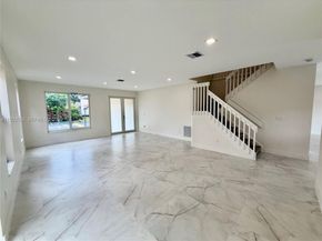 15254 SW 109th St, Miami FL 33196