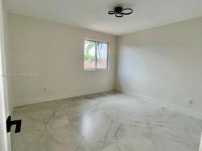 15254 SW 109th St, Miami FL 33196