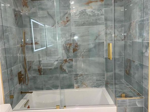 15254 SW 109th St, Miami FL 33196