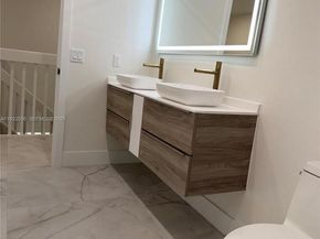 15254 SW 109th St, Miami FL 33196