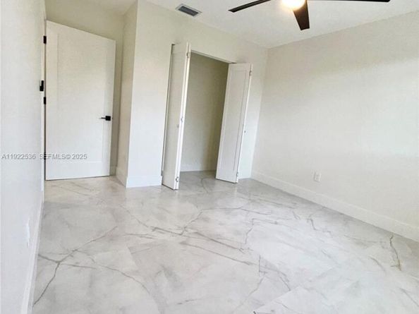 15254 SW 109th St, Miami FL 33196