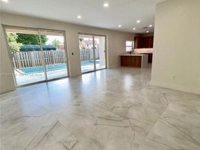 15254 SW 109th St, Miami FL 33196