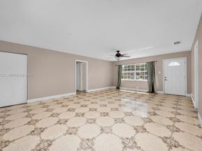 3853 NW 209th St, Miami Gardens FL 33055