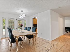 1051 SW 95th Ter, Pembroke Pines FL 33025