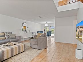 1051 SW 95th Ter, Pembroke Pines FL 33025