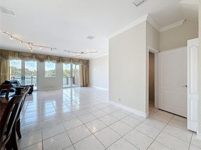 781 NE 195th St, Miami FL 33179