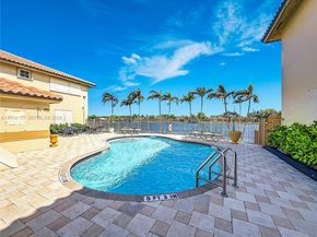 781 NE 195th St, Miami FL 33179