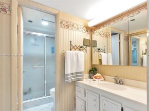 1300 Saint Charles Pl L12, Pembroke Pines FL 33026