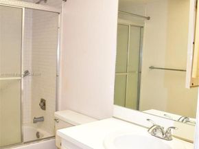 9721 Sunrise Lakes Blvd 108, Sunrise FL 33322