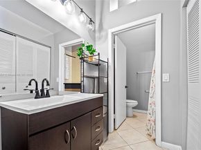 7068 Woodmont Ave, Tamarac FL 33321