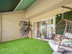 7068 Woodmont Ave, Tamarac FL 33321