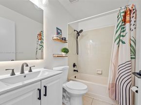 7068 Woodmont Ave, Tamarac FL 33321