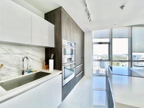 851 NE 1st Ave 2802, Miami FL 33132