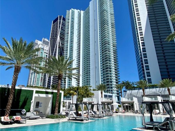 851 NE 1st Ave 2802, Miami FL 33132