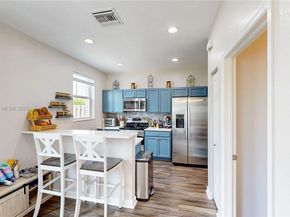 2389 NE 4th St, Homestead FL 33033