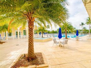 2389 NE 4th St, Homestead FL 33033