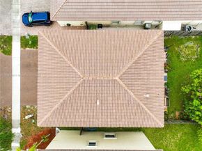 2389 NE 4th St, Homestead FL 33033