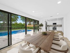 230 NE 43rd St, Oakland Park FL 33334