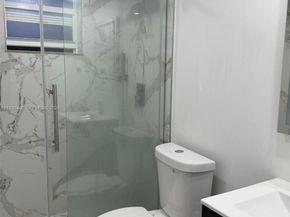 2460 SW 18th Ave 1211, Miami FL 33145