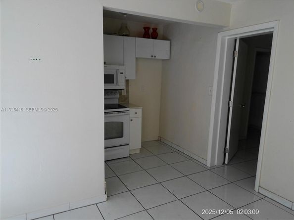 421 NW 32nd Ct, Miami FL 33125