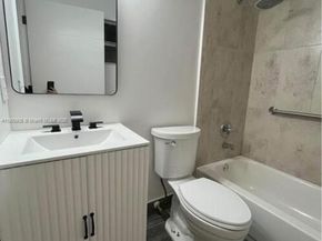 3600 NW 83rd Ln, Sunrise FL 33351