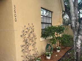 3600 NW 83rd Ln, Sunrise FL 33351