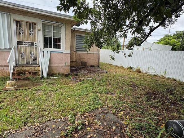 1785 NW 67th St, Miami FL 33147