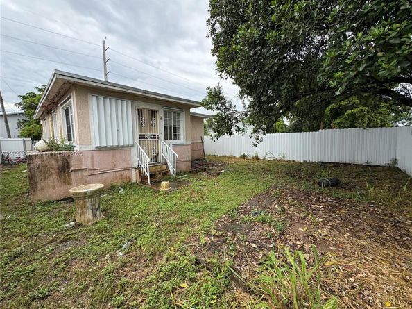 1785 NW 67th St, Miami FL 33147